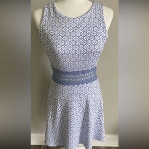 Teezeme Peekaboo sundress